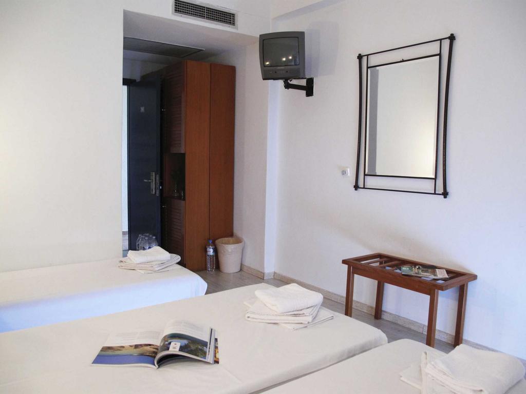 Hotel Azur Kriopigi Phòng bức ảnh