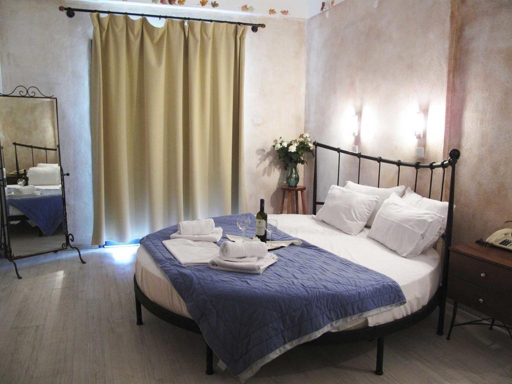 Hotel Azur Kriopigi Ngoại thất bức ảnh