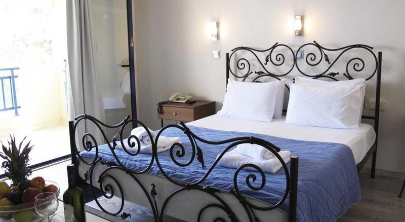 Hotel Azur Kriopigi Ngoại thất bức ảnh