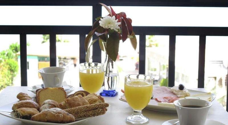 Hotel Azur Kriopigi Ngoại thất bức ảnh