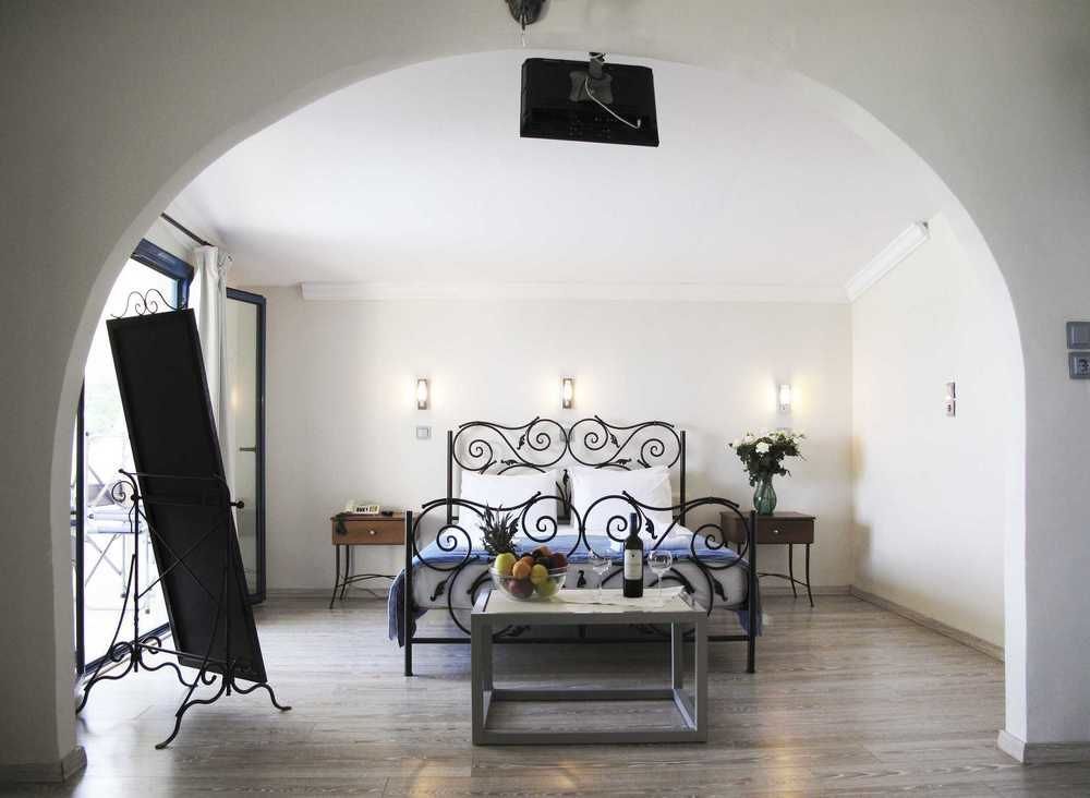 Hotel Azur Kriopigi Ngoại thất bức ảnh